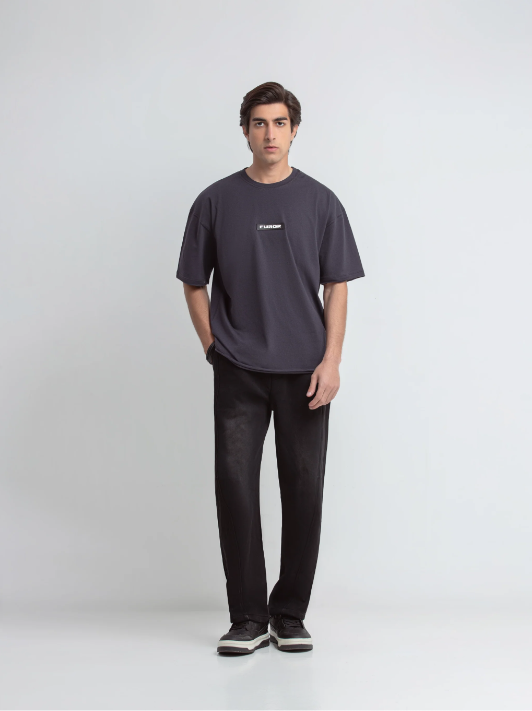 Emblem Tee Men | Relaxed Fit
